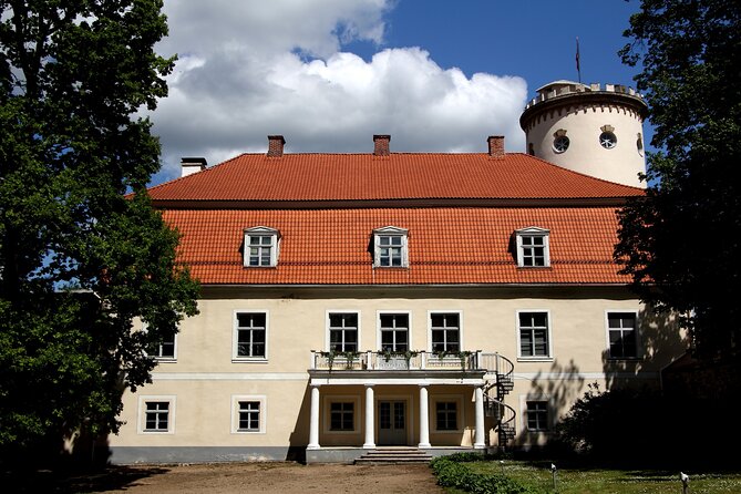 Cesis: Medieval Heritage and Natural Treasures - The two-hour walk through Cesis old town