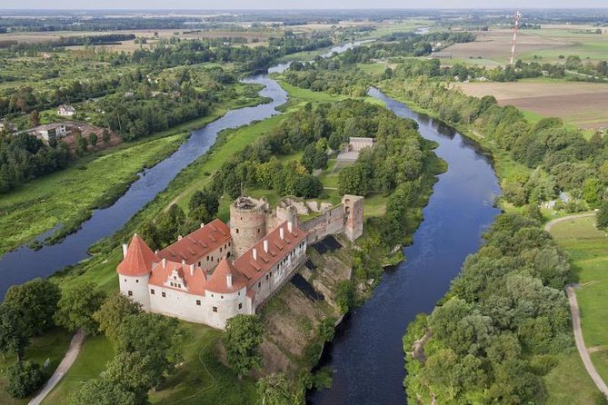 Full-Day Private Trip to Palace and Medieval Castle from Riga - Comfort, timing, and the real value of $347.65