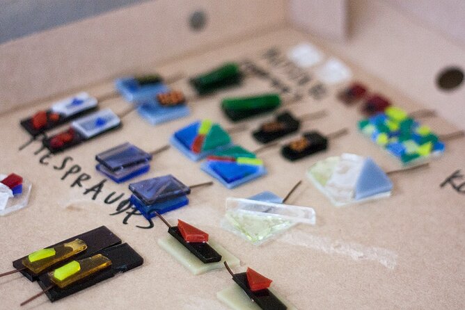 Glass Jewellery Workshop - Refreshments make the short session more comfortable