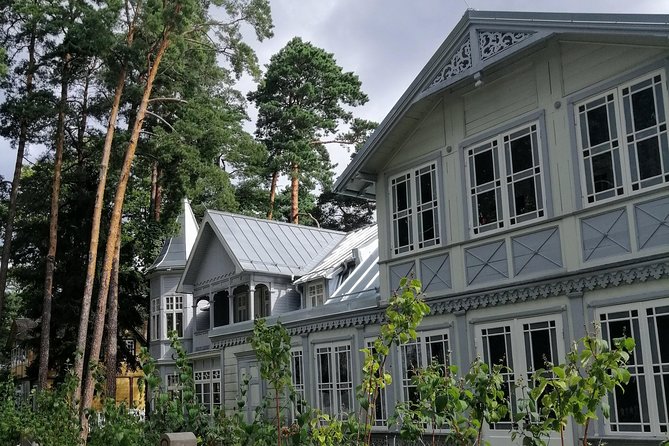 Jurmala sunset tour - Dzintari Forest Park reaches above the pines
