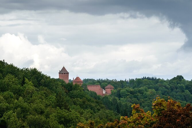 Private Full-Day Hiking Tour in Sigulda and Gauja National Park - Gutmanis Cave and the Rose of Turaida