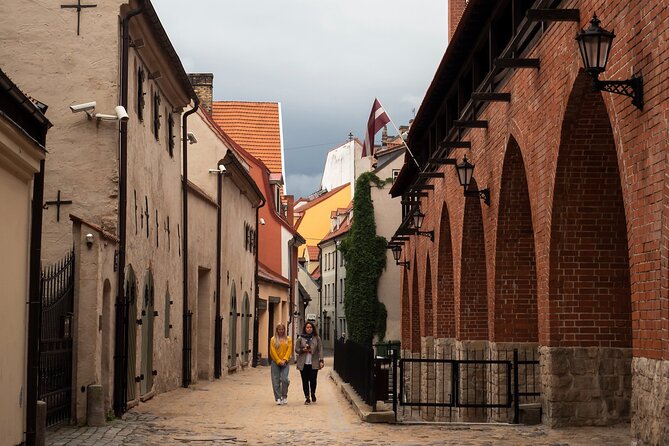Private Soviet Riga tour - Latviešu strēlnieku laukums and the Latvian Riflemen