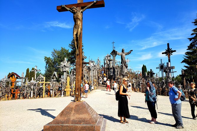 Private trip - Hill of Crosses / 2 countries in 1 day - Leaving Riga in a private car