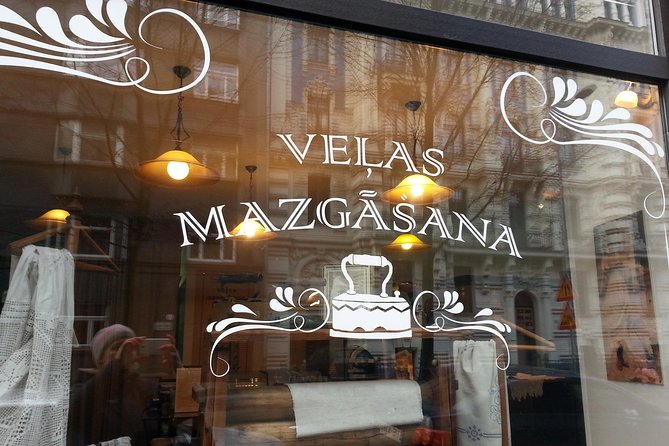 Riga Art Nouveau walking tour - Booking ahead, cancellation, and one important caution