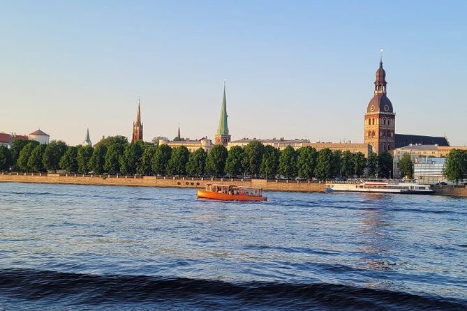 Riga Canal and Daugava Boat Tour with Welcome Drink & Audio Guide - Why seeing Riga by boat changes the visit