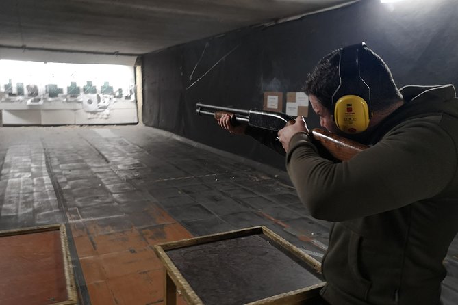 Riga Shooting Range : the Winchester, Glock 17, and Kalashnikov - Forty minutes is enough, but do not expect a full range session