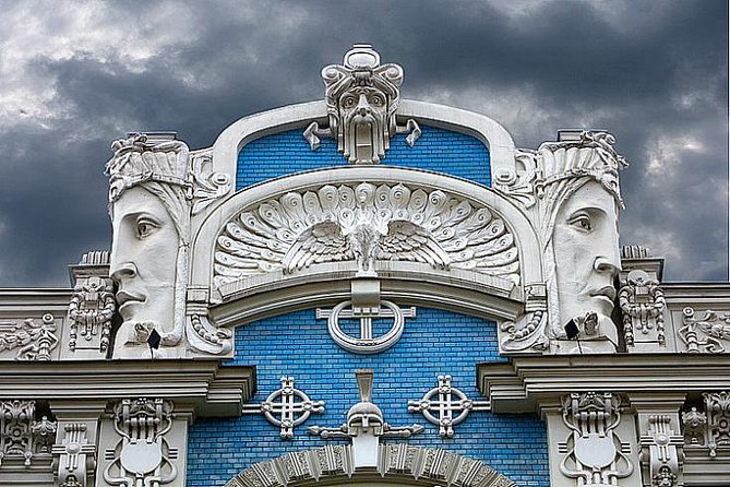 Riga walking guided Sightseeing tour - Strēlnieku iela and Riga’s Art Nouveau quarter