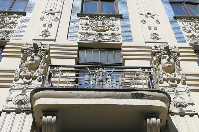 Ultimate Art Nouveau Experience in Riga - Private Tour - Meeting points and route planning